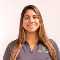 a picture of Stephanie Leon Clinic manager for North Naples